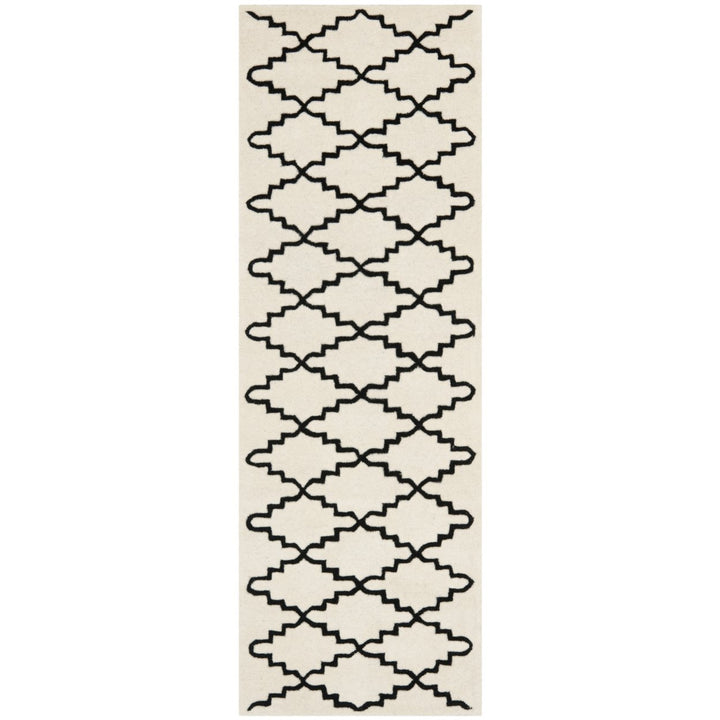 SAFAVIEH Chatham CHT721A Handmade Ivory / Black Rug Image 4