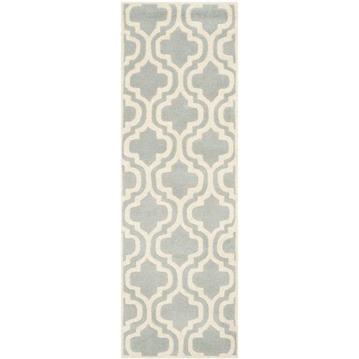 SAFAVIEH Chatham CHT727E Handmade Grey / Ivory Rug Image 1