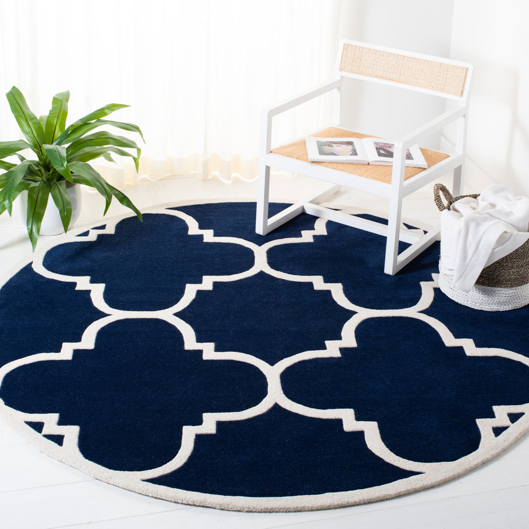 SAFAVIEH Chatham CHT730C Handmade Dark Blue / Ivory Rug Image 11