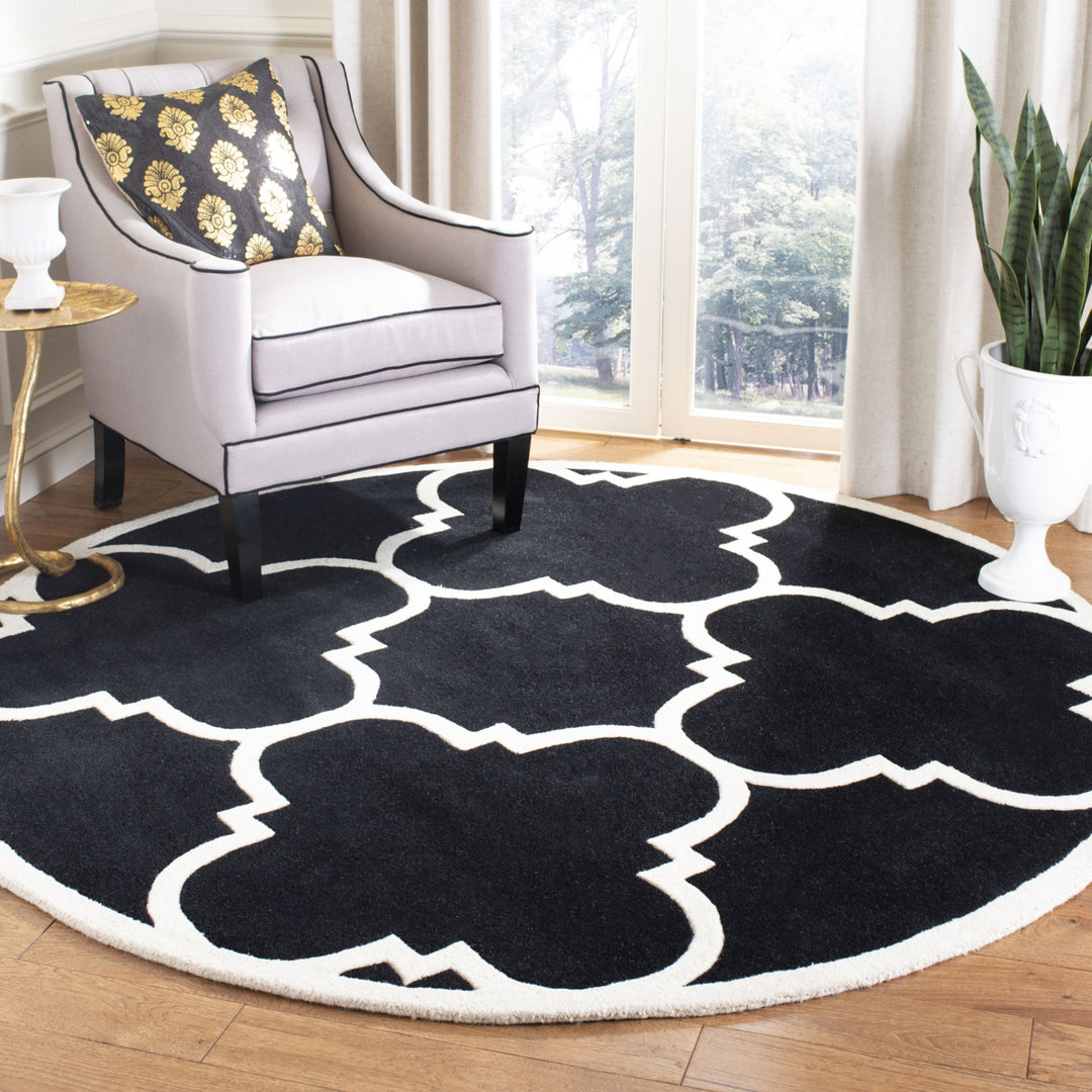 SAFAVIEH Chatham CHT730K Handmade Black / Ivory Rug Image 9