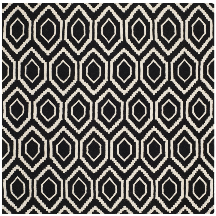 SAFAVIEH Chatham CHT731K Handmade Black / Ivory Rug Image 6