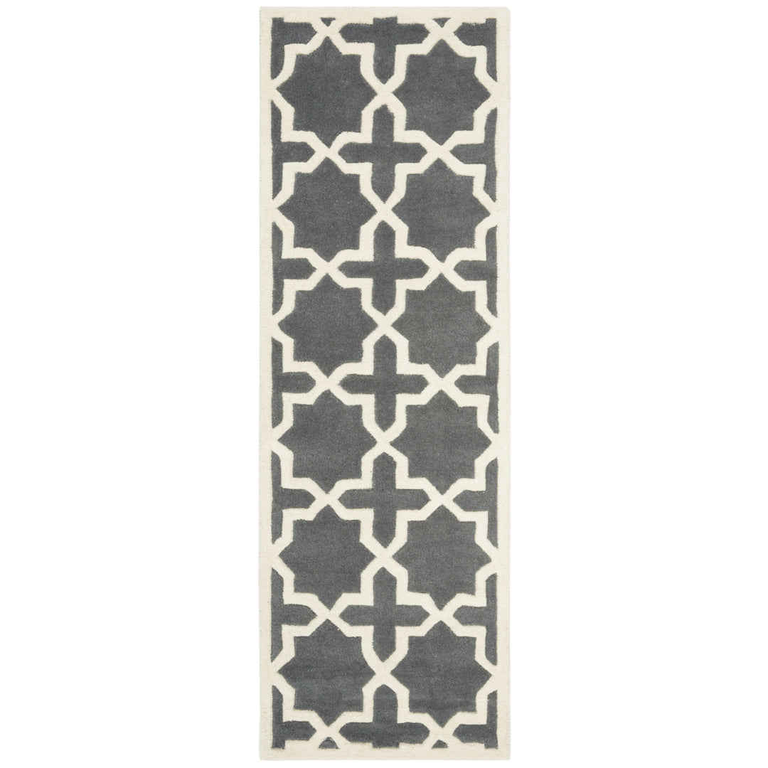 SAFAVIEH Chatham CHT732D Handmade Dark Grey / Ivory Rug Image 3