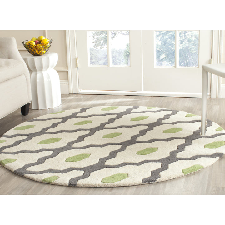 SAFAVIEH Chatham CHT748K Handmade Dark Grey / Ivory Rug Image 2