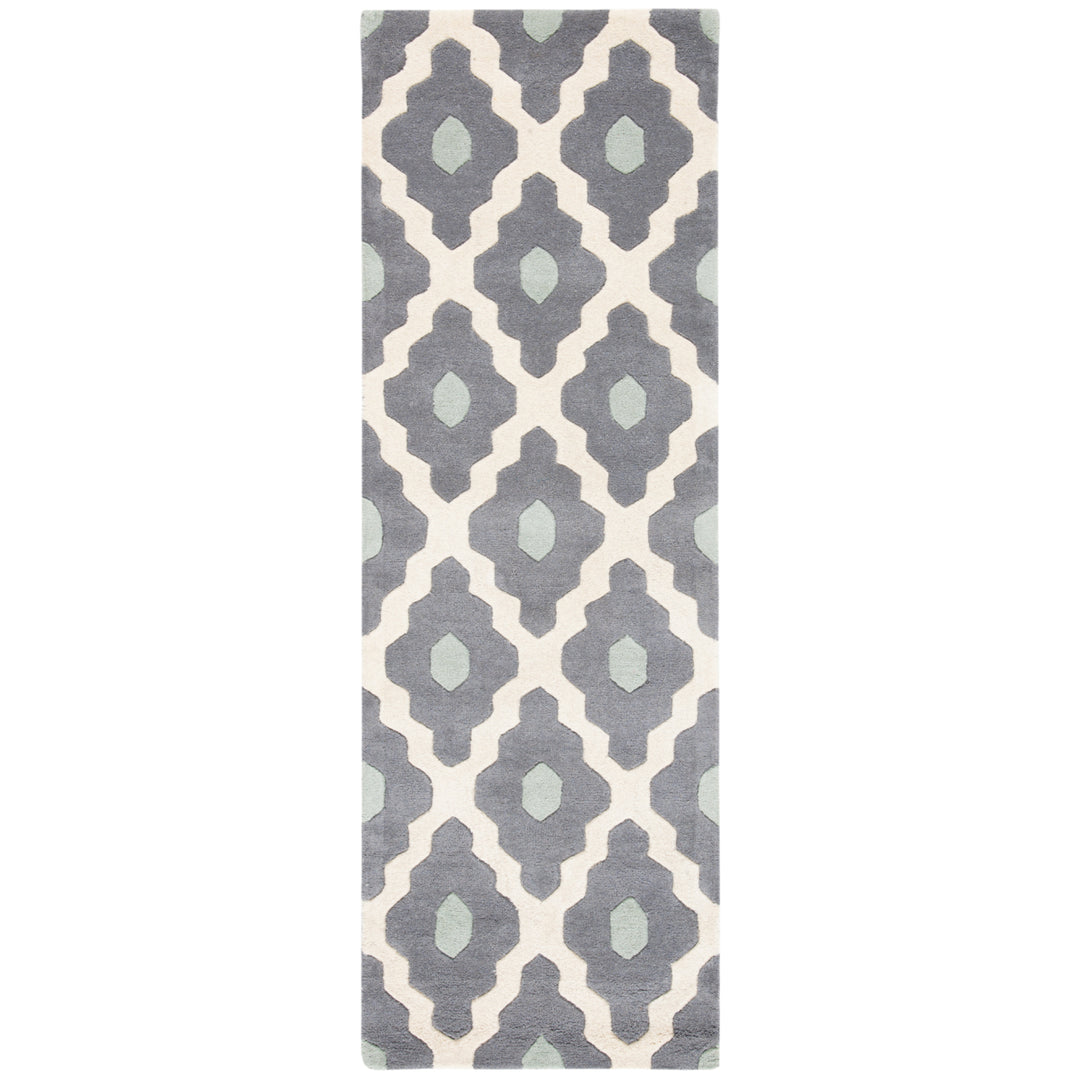 SAFAVIEH Chatham CHT748D Handmade Ivory / Dark Grey Rug Image 3