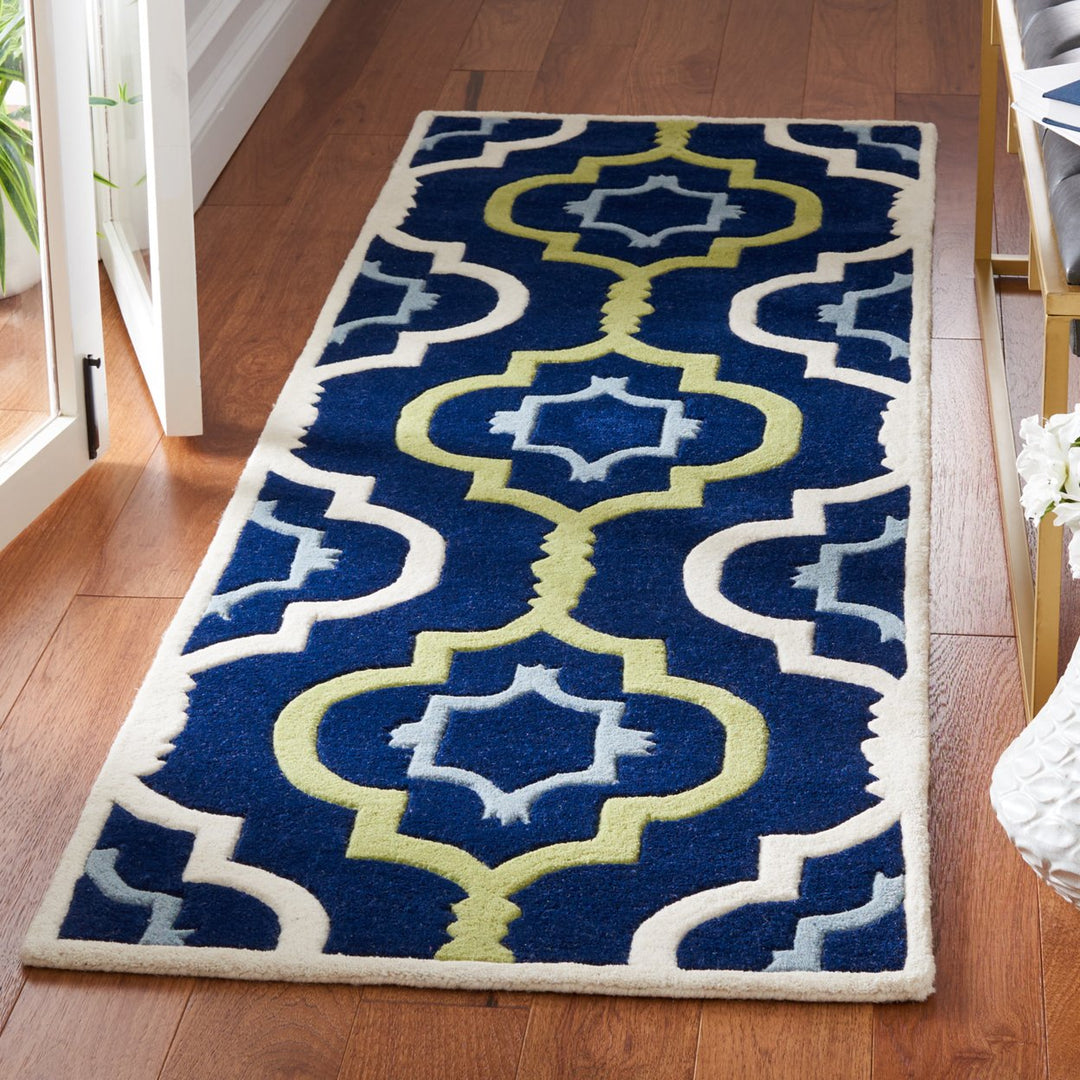 SAFAVIEH Chatham CHT747C Handmade Dark Blue / Multi Rug Image 10