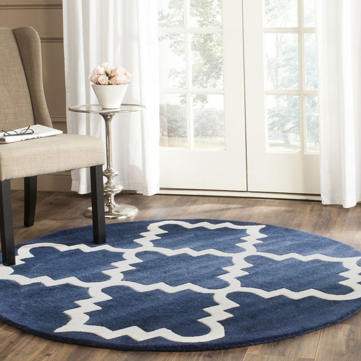 SAFAVIEH Chatham CHT753C Handmade Dark Blue / Ivory Rug Image 2