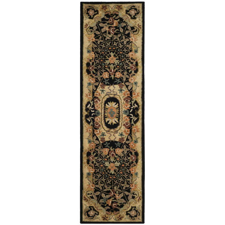 SAFAVIEH Classic CL304A Handmade Black / Gold Rug Image 5