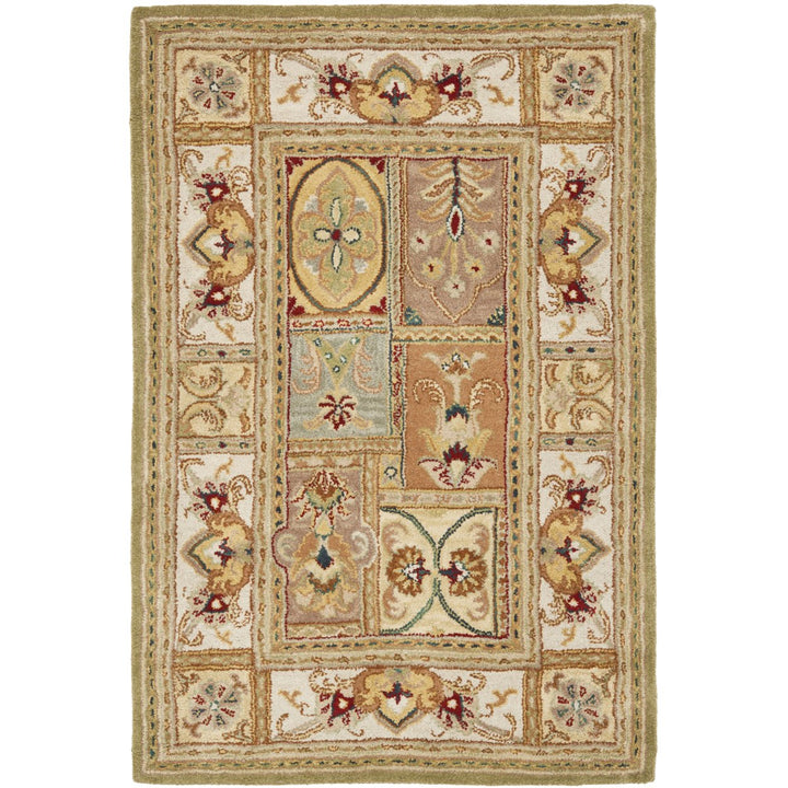 SAFAVIEH CL305A Classic Sage / Multi Image 1