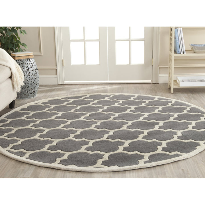 SAFAVIEH Chatham CHT734D Handmade Dark Grey / Ivory Rug Image 9