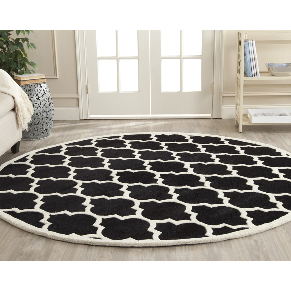 SAFAVIEH Chatham CHT734K Handmade Black / Ivory Rug Image 2