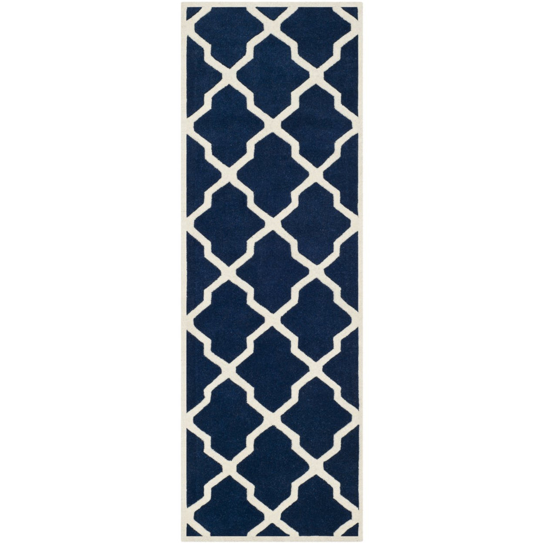 SAFAVIEH Chatham CHT735C Handmade Dark Blue / Ivory Rug Image 5