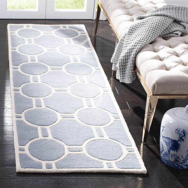 SAFAVIEH Chatham CHT739B Handmade Blue / Ivory Rug Image 2