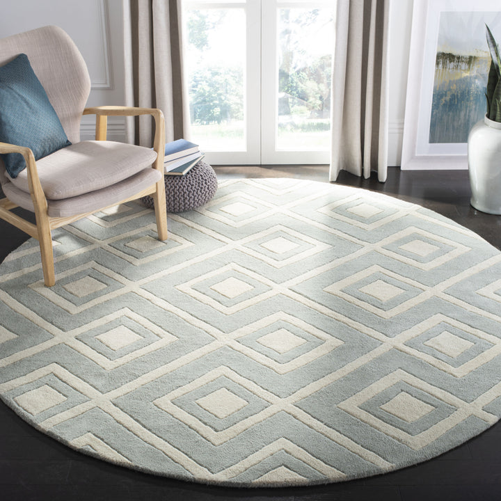 SAFAVIEH Chatham CHT742E Handmade Grey / Ivory Rug Image 2