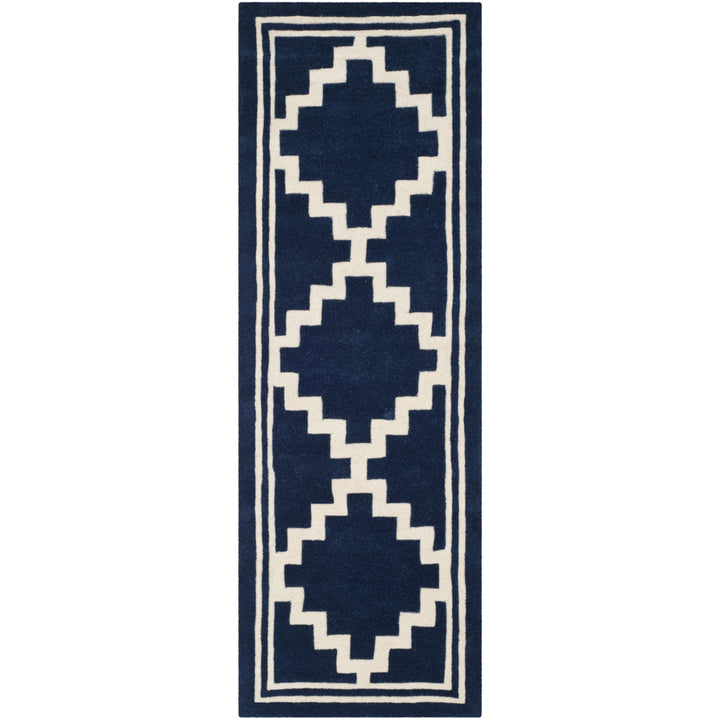 SAFAVIEH Chatham CHT743C Handmade Navy / Ivory Rug Image 3