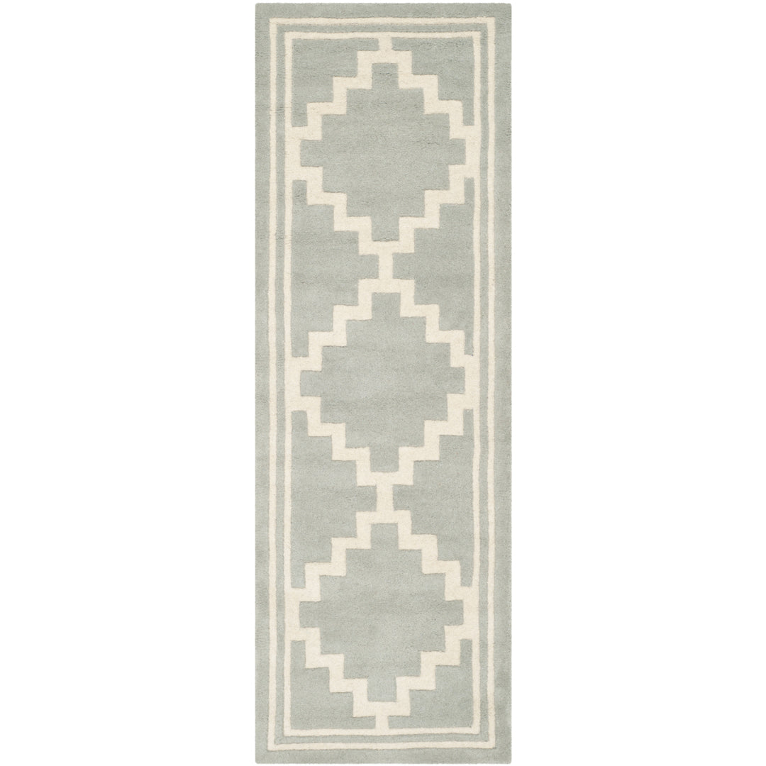 SAFAVIEH Chatham CHT743E Handmade Grey / Ivory Rug Image 3