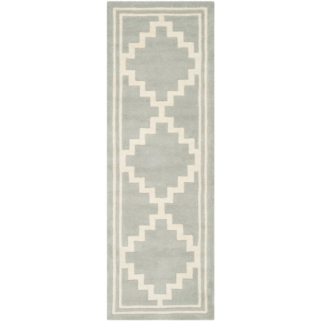 SAFAVIEH Chatham CHT743E Handmade Grey / Ivory Rug Image 1