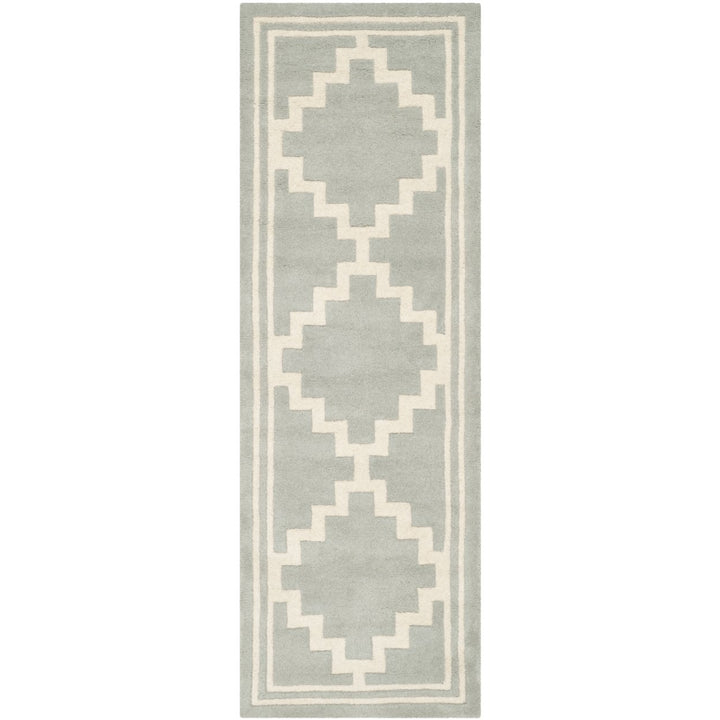 SAFAVIEH Chatham CHT743E Handmade Grey / Ivory Rug Image 1