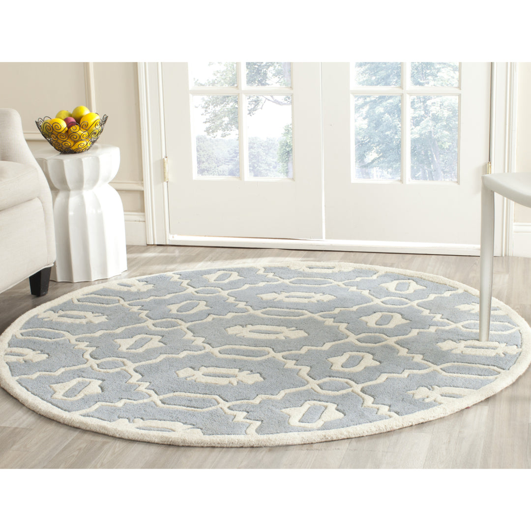 SAFAVIEH Chatham CHT745B Handmade Blue / Ivory Rug Image 2