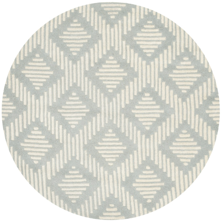 SAFAVIEH Chatham CHT744E Handmade Grey / Ivory Rug Image 4