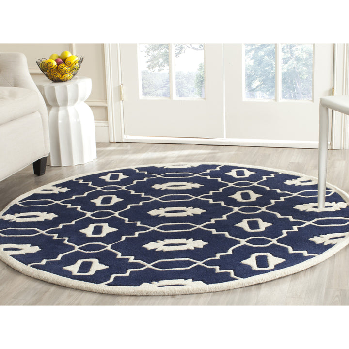 SAFAVIEH Chatham CHT745C Handmade Dark Blue / Ivory Rug Image 9