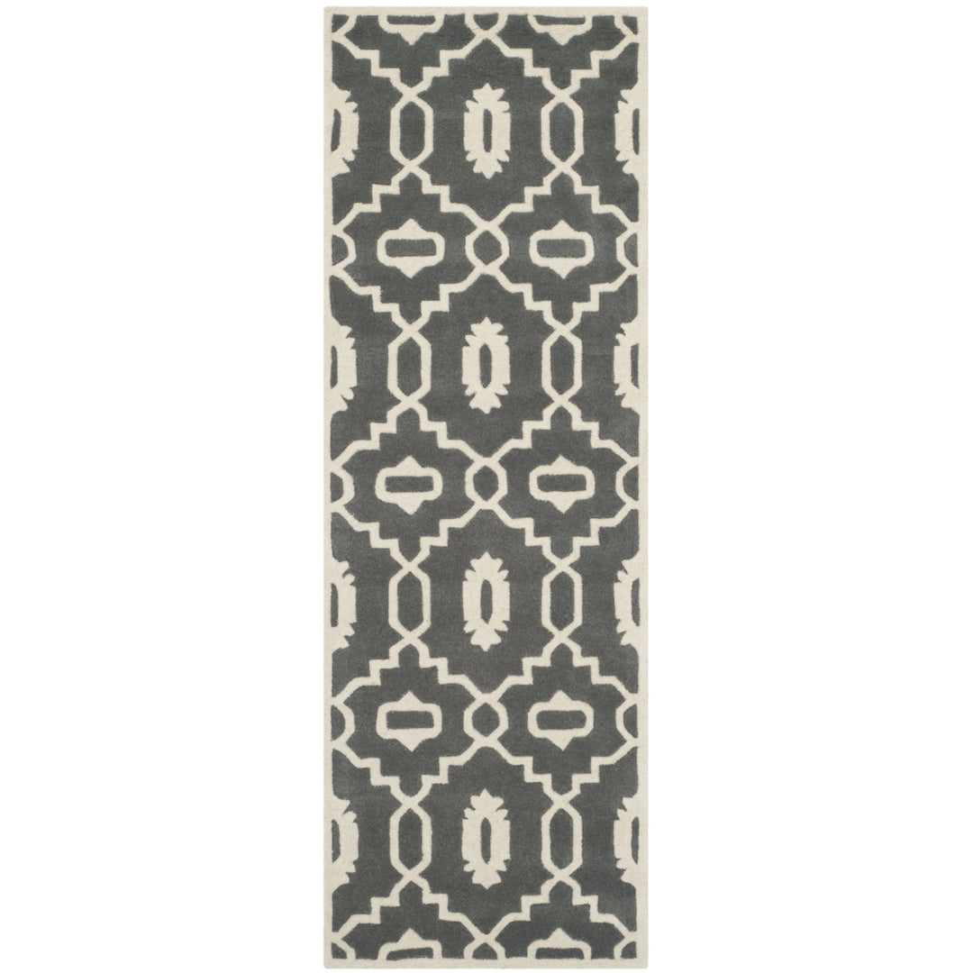 SAFAVIEH Chatham CHT745D Handmade Dark Grey / Ivory Rug Image 5