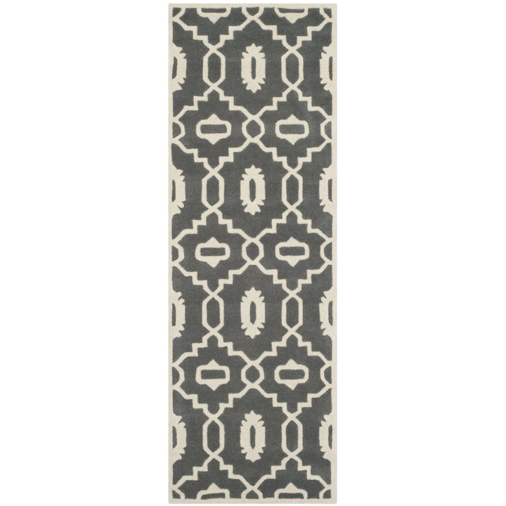 SAFAVIEH Chatham CHT745D Handmade Dark Grey / Ivory Rug Image 5