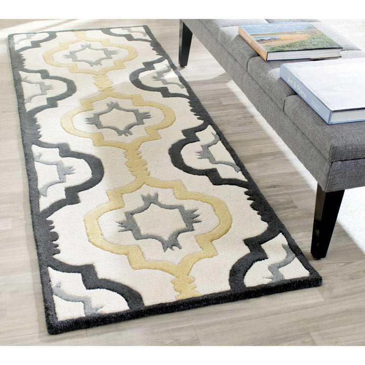 SAFAVIEH Chatham CHT747A Handmade Ivory / Multi Rug Image 11