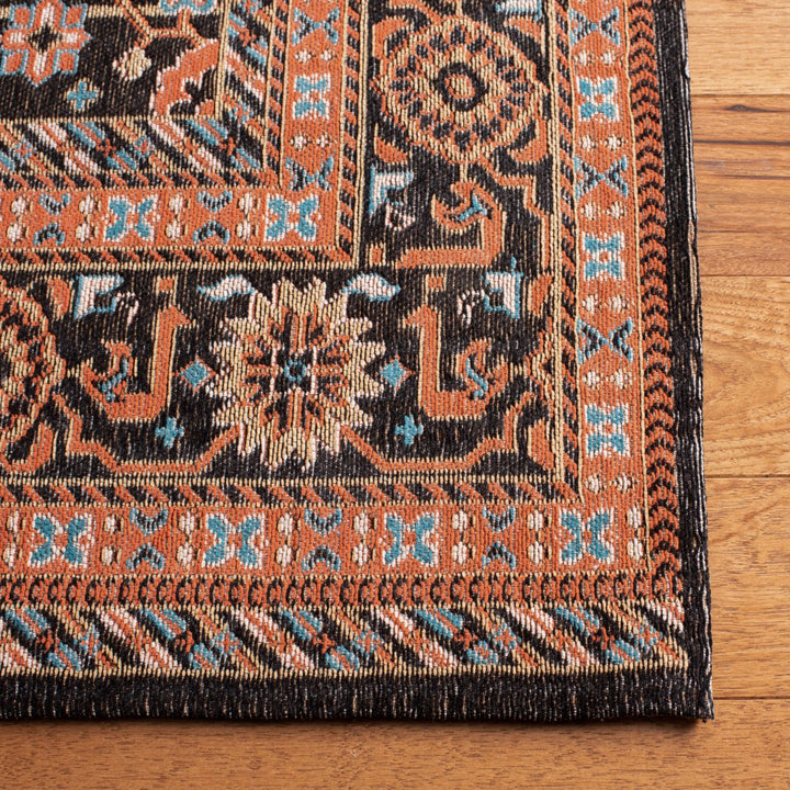 SAFAVIEH Classic Vintage CLV114Z Black / Rust Rug Image 4