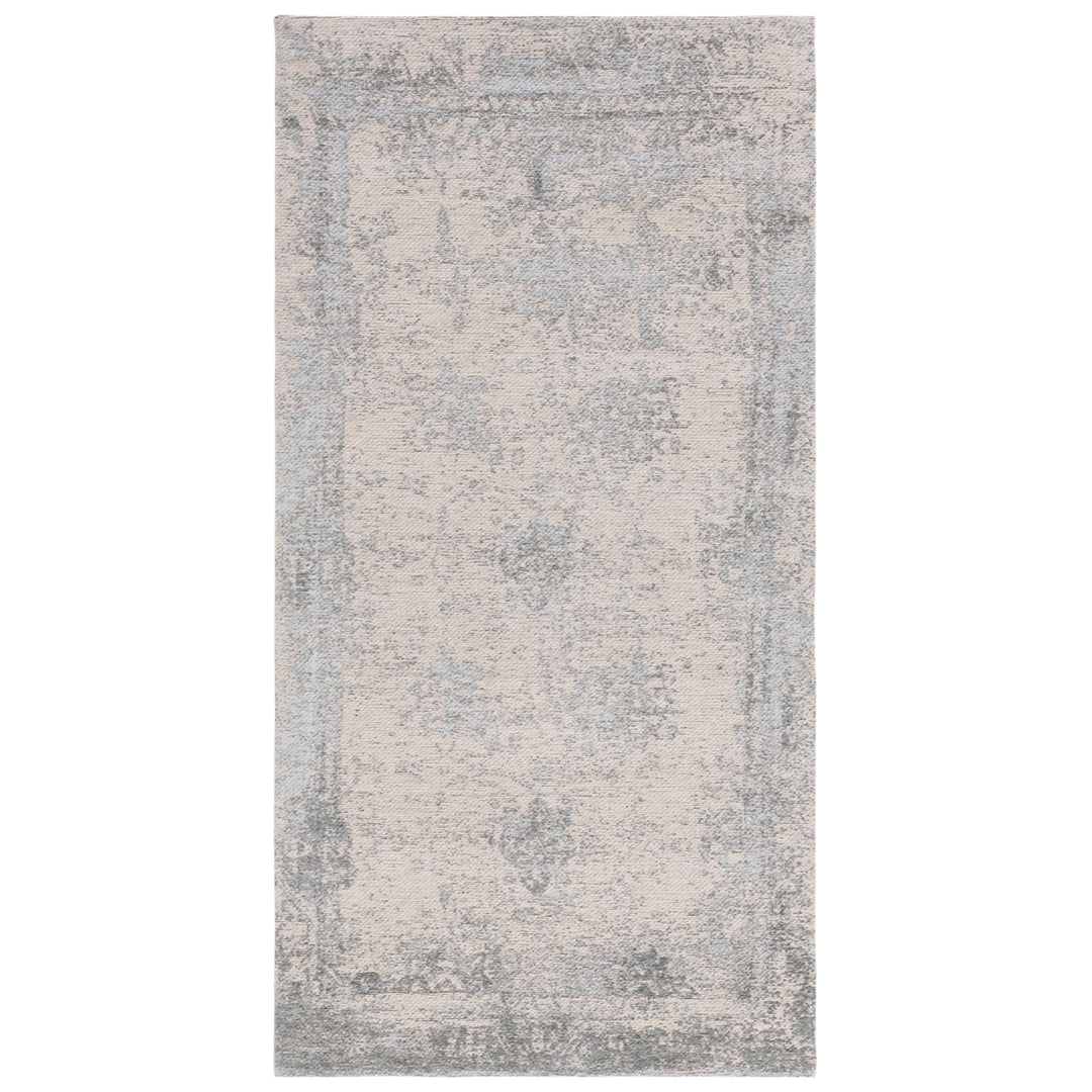 SAFAVIEH Classic Vintage Collection CLV125D Grey Rug Image 1