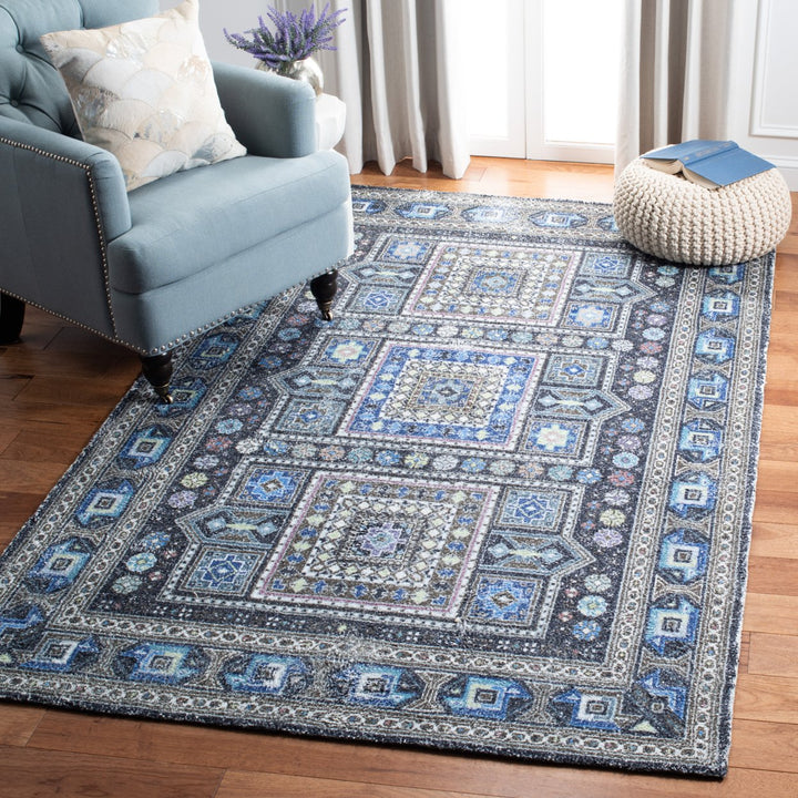 SAFAVIEH Classic Vintage CLV205W Handmade Sage /Blue Rug Image 1