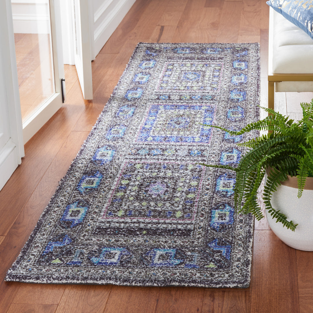 SAFAVIEH Classic Vintage CLV205W Handmade Sage /Blue Rug Image 3