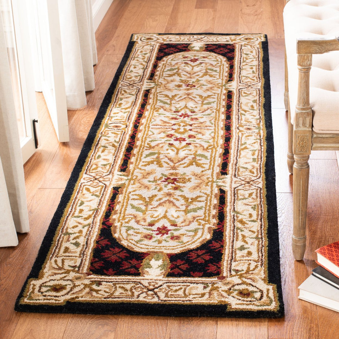 SAFAVIEH Classic Collection CL755B Handmade Black Rug Image 3