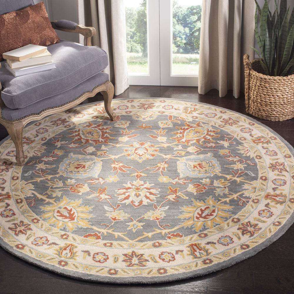 SAFAVIEH Classic CL934A Handmade Dark Grey / Ivory Rug Image 2