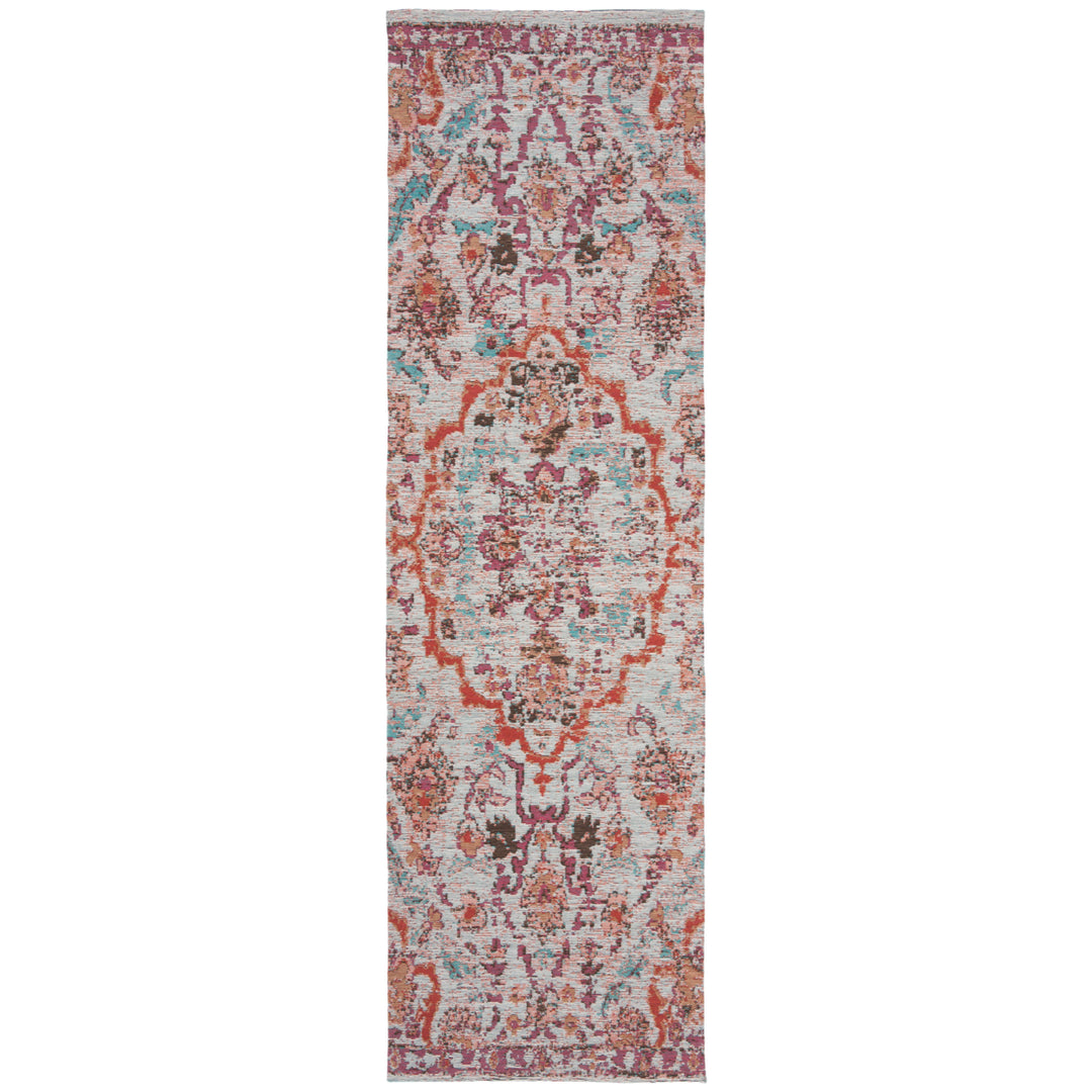 SAFAVIEH Classic Vintage CLV102Q Red / Beige Rug Image 3