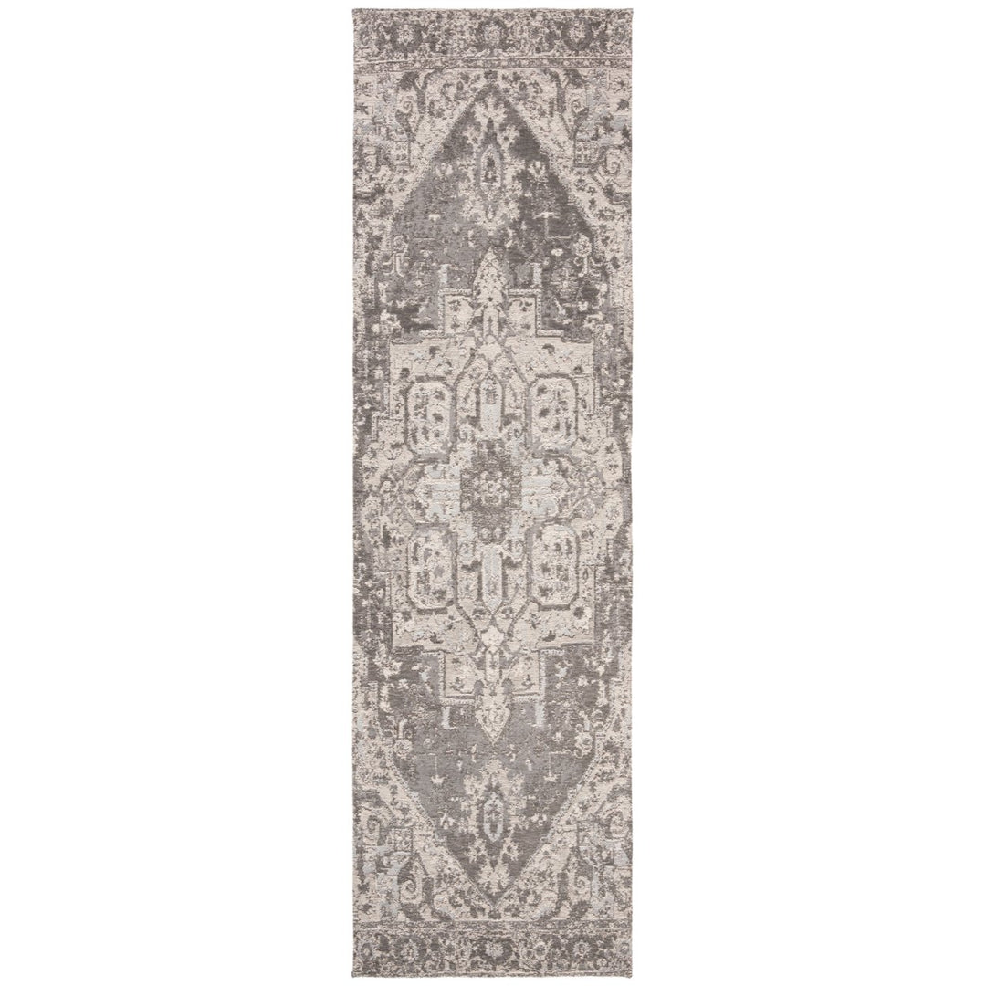 SAFAVIEH Classic Vintage Collection CLV111F Grey Rug Image 1