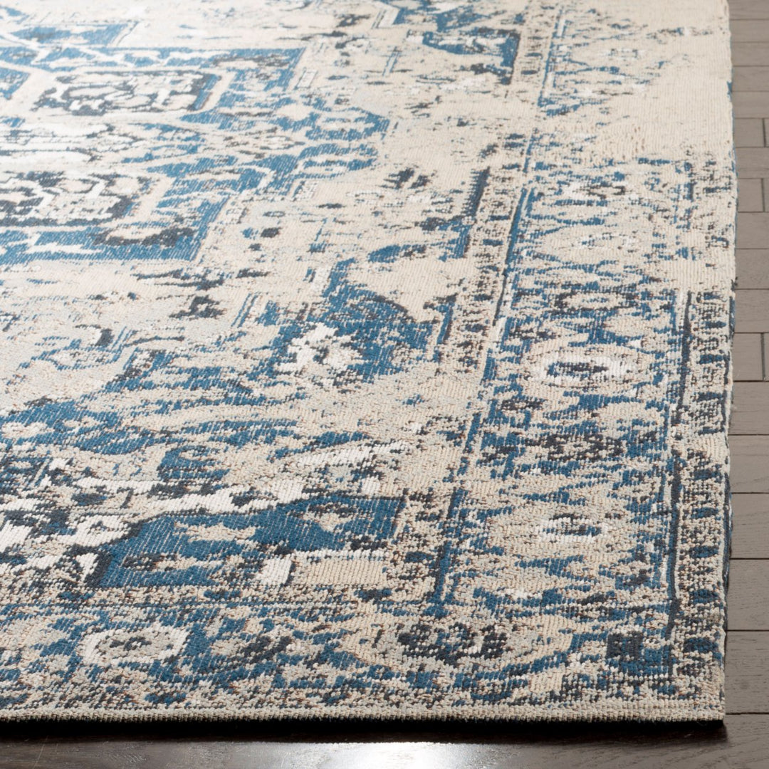 SAFAVIEH Classic Vintage Collection CLV111M Blue Rug Image 4