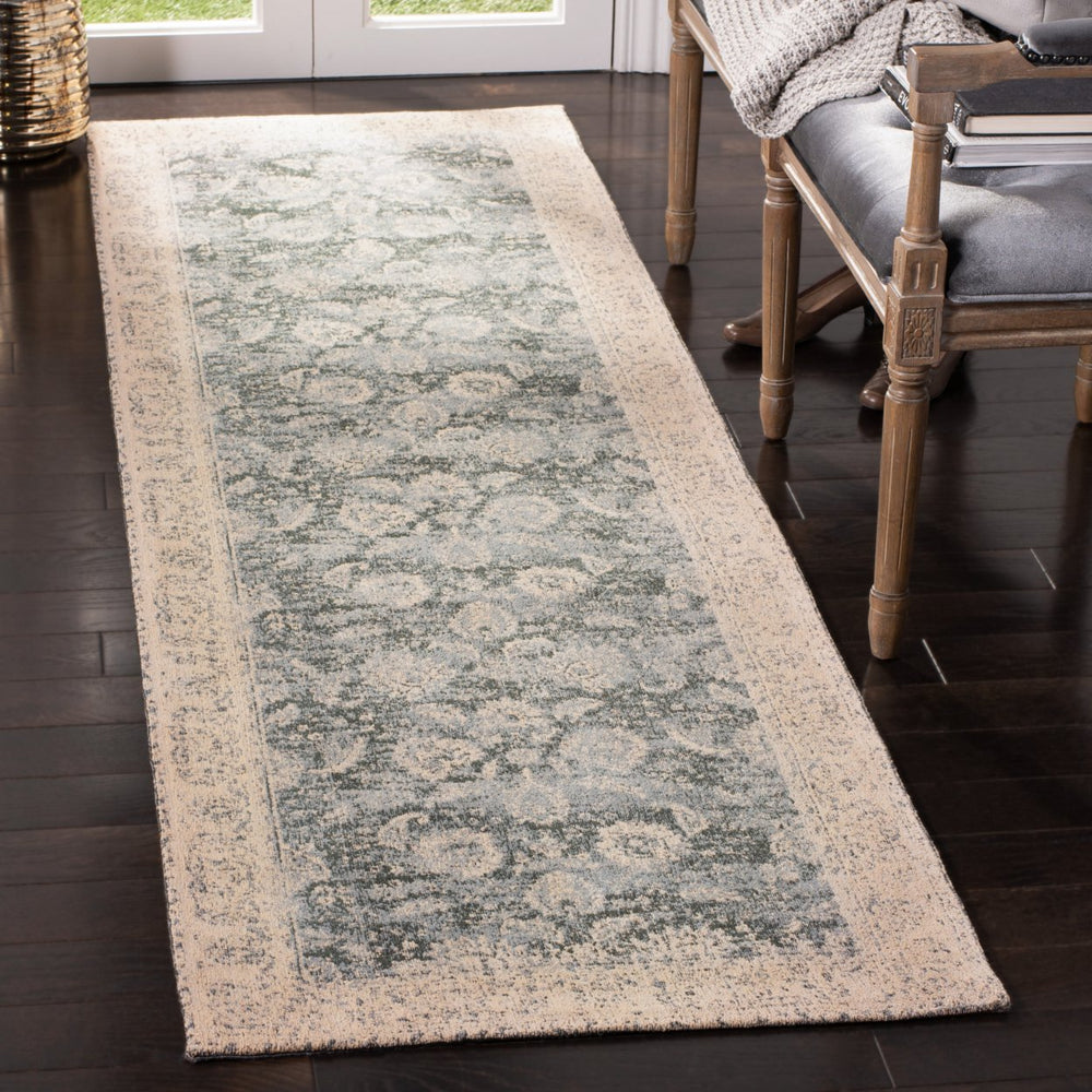 SAFAVIEH Classic Vintage CLV306A Cream / Grey Rug Image 2