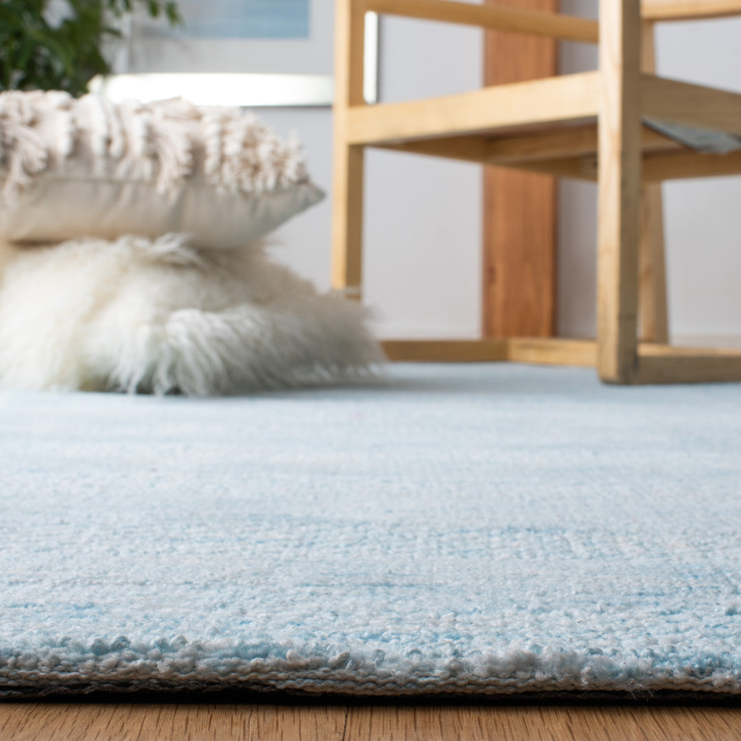 SAFAVIEH Classic Vintage CLV952M Handmade Light Blue Rug Image 7