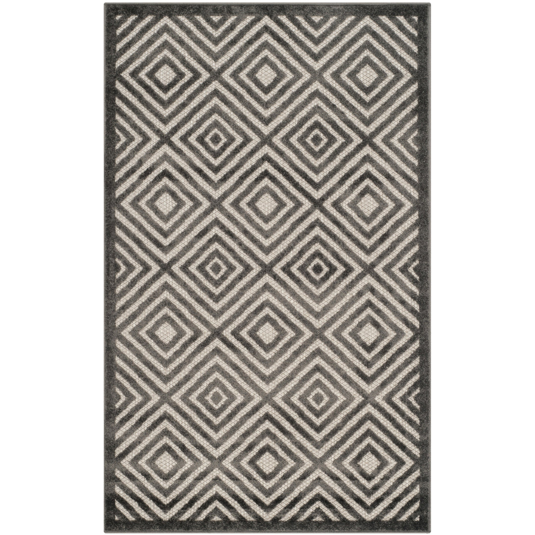 SAFAVIEH Cottage Collection COT913C Cream / Grey Rug Image 1