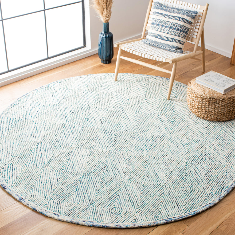 SAFAVIEH Capri CPR213M Handmade Blue / Ivory Rug Image 2