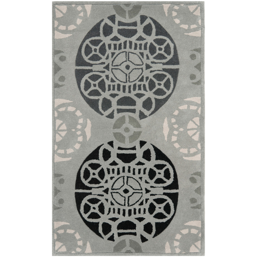 SAFAVIEH Capri CPR353C Handmade Grey / Black Rug Image 5