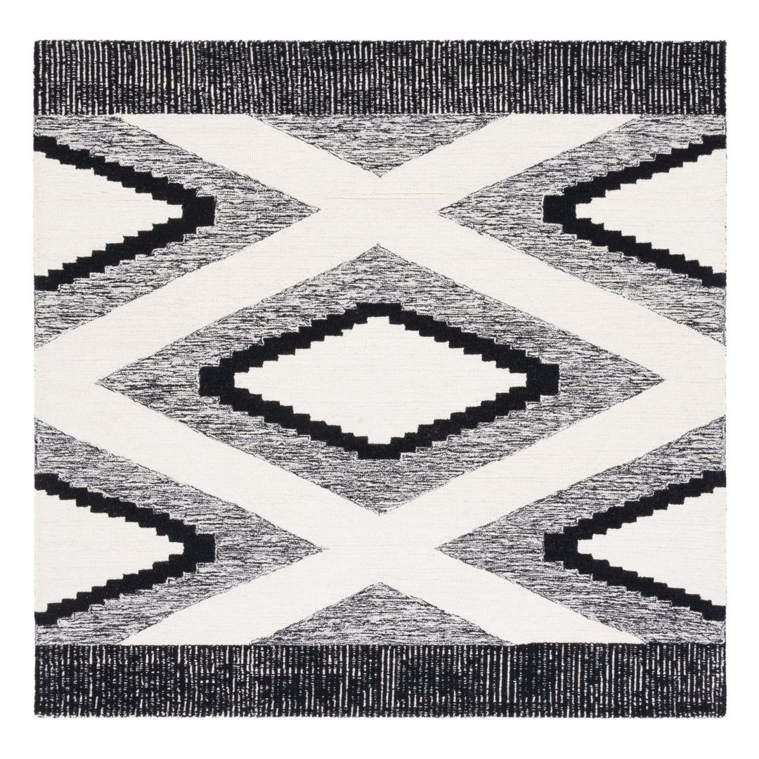 SAFAVIEH Casablanca CSB225Z Handmade Ivory / Black Rug Image 1