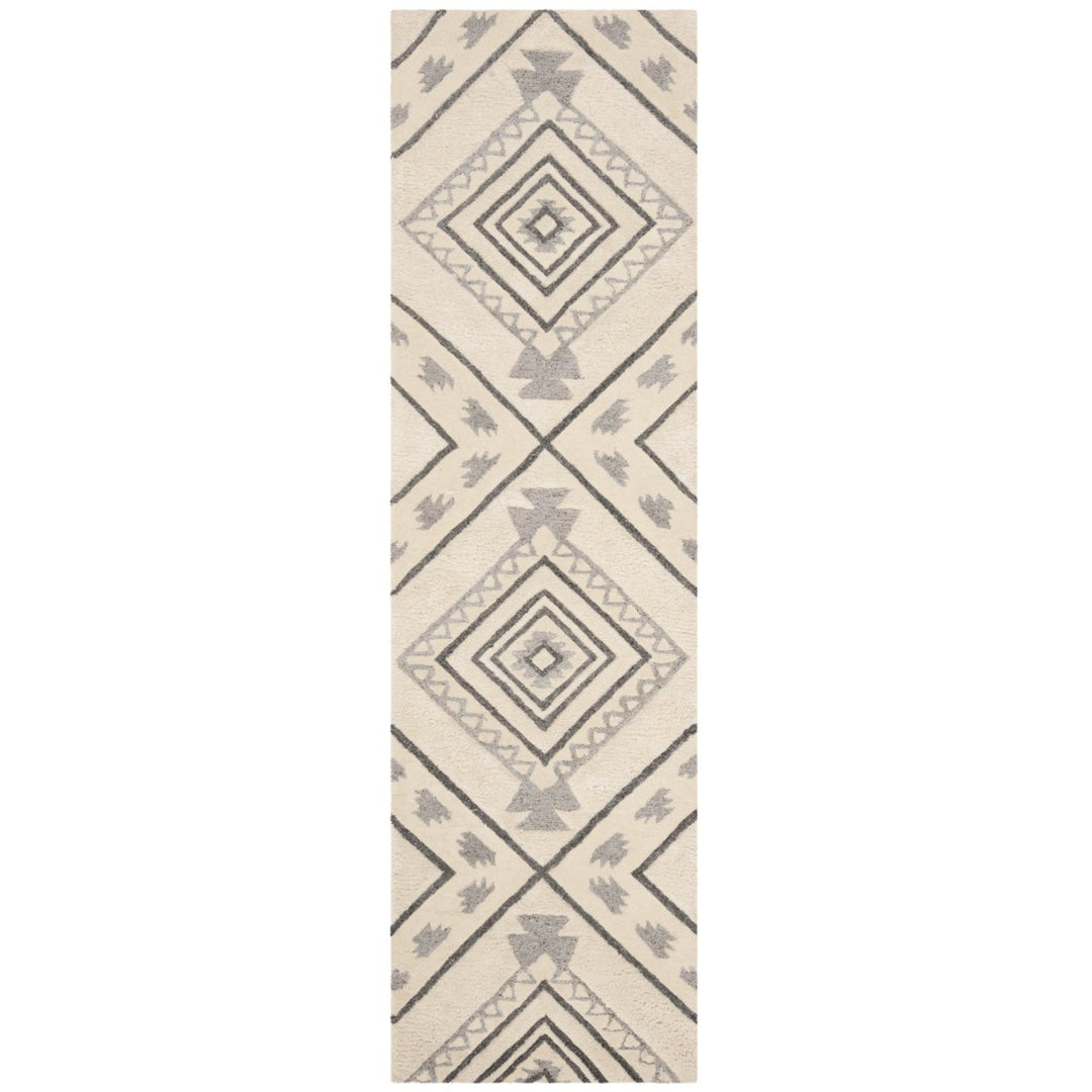 SAFAVIEH Casablanca CSB302A Handmade Ivory / Grey Rug Image 1