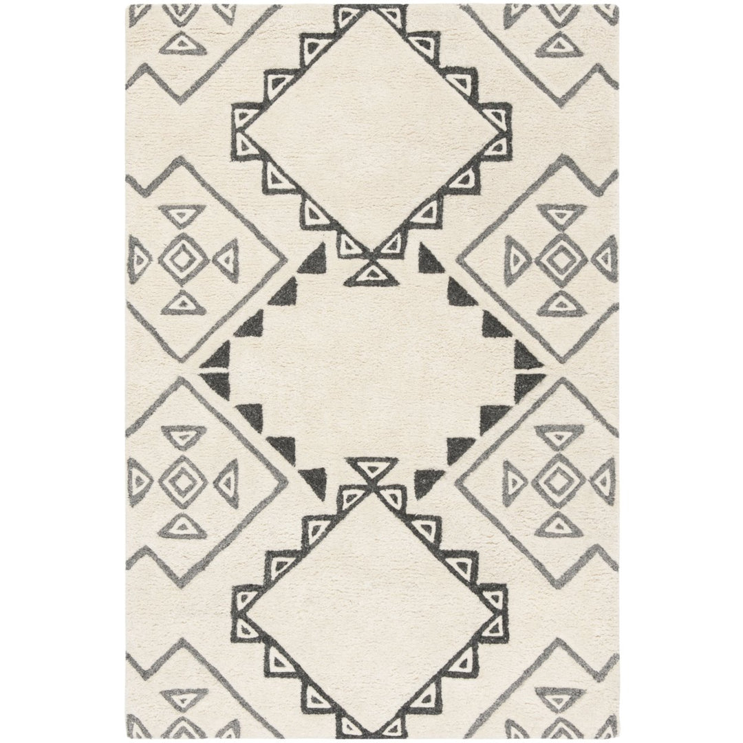 SAFAVIEH Casablanca CSB303A Handmade Ivory / Grey Rug Image 1