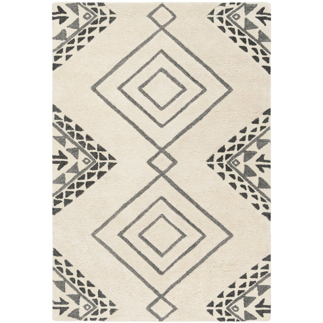 SAFAVIEH Casablanca CSB301A Handmade Ivory / Grey Rug Image 1