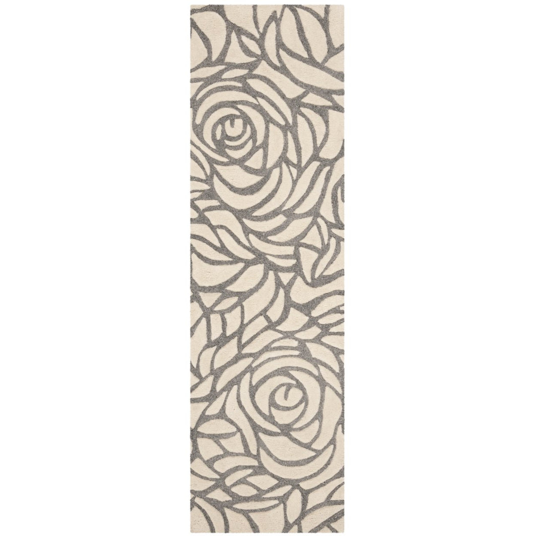 SAFAVIEH Casablanca CSB304A Handmade Ivory / Grey Rug Image 1