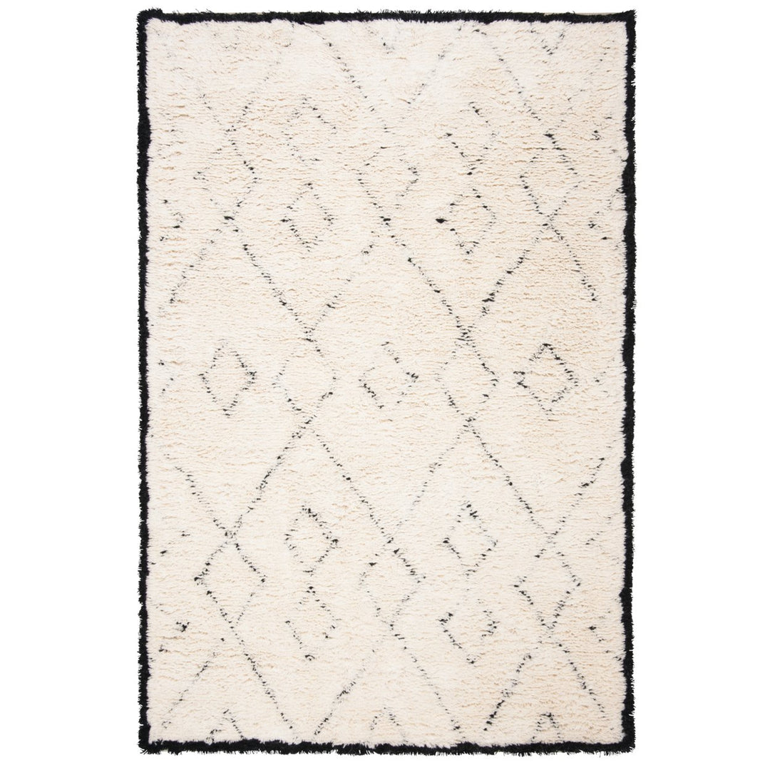 SAFAVIEH Casablanca CSB917A Handmade Ivory / Black Rug Image 1