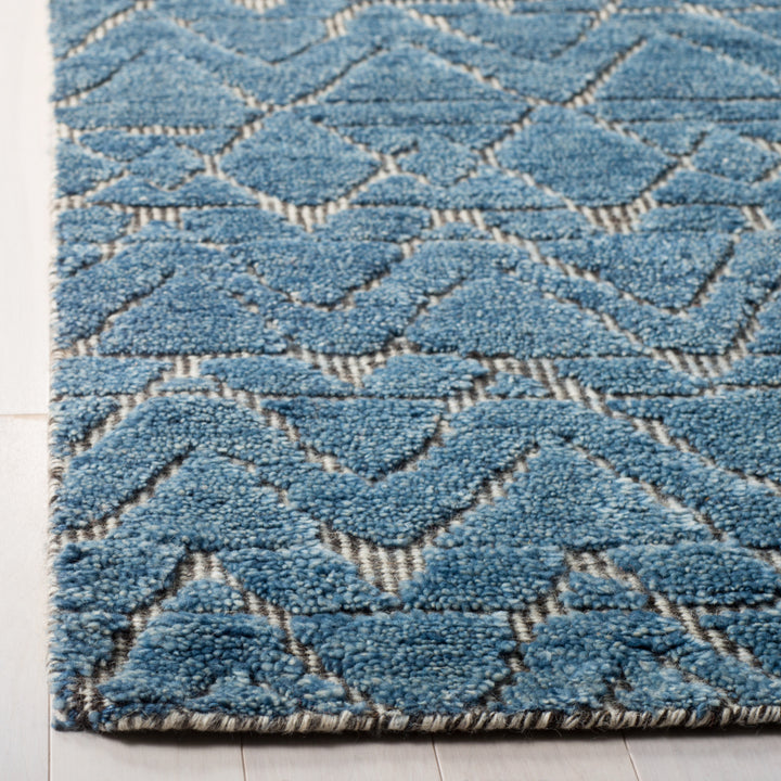 SAFAVIEH Castilla CST179A Blue / Cream Black Rug Image 3