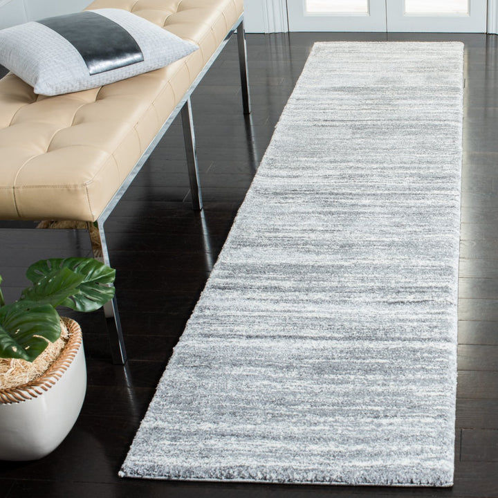 SAFAVIEH Cyrus Shag CYR128F Grey / Ivory Rug Image 3