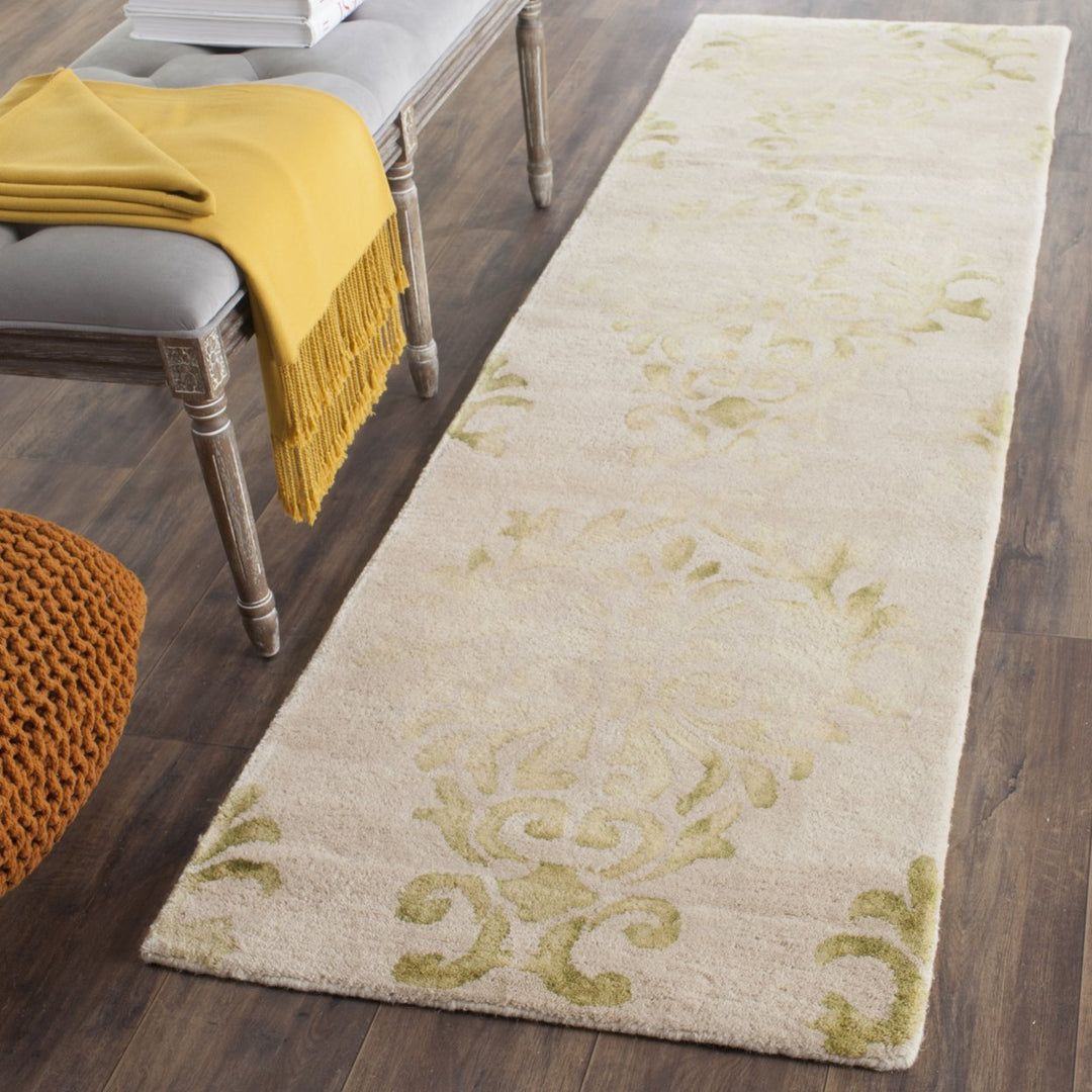 SAFAVIEH Dip Dye DDY516B Handmade Beige / Green Rug Image 3